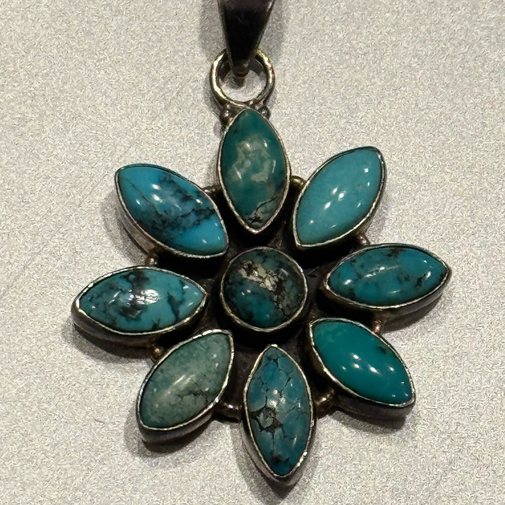 Sterling Silver Turquoise Flower Pendant - Picture 5 of 5
